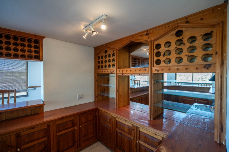 6 Bedroom Property for Sale in East Bank Eastern Cape